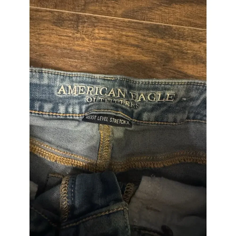 American Eagle Next Level Stretch Hi-Rise Shortie Distressed Women's Sz:4